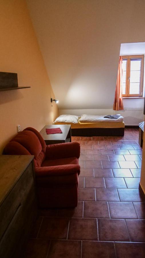 Penzion Na Hradbach Louny Dış mekan fotoğraf
